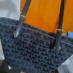 Micheal Kors small tote bag